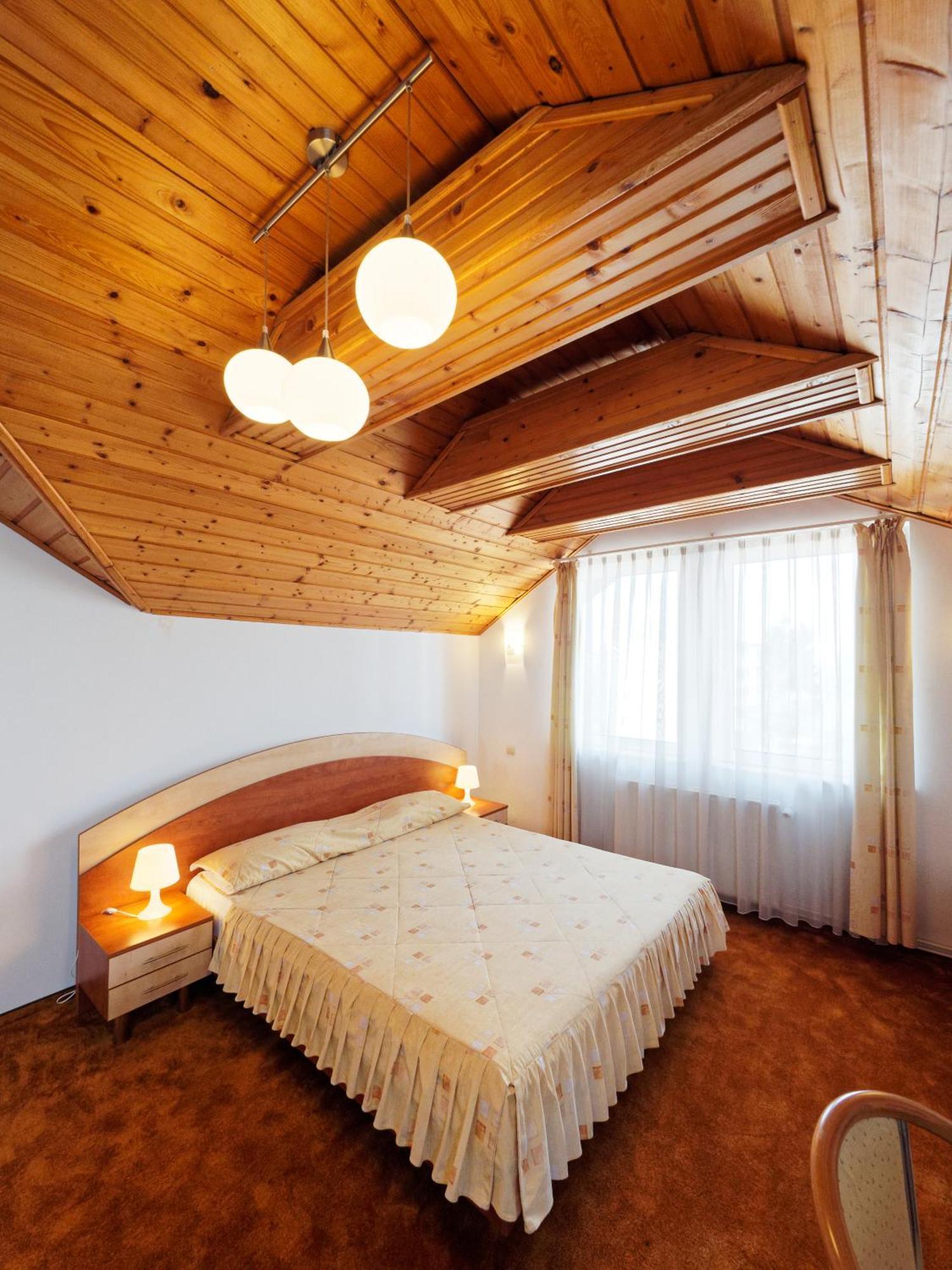 Hotel Oasis Brașov Exterior foto