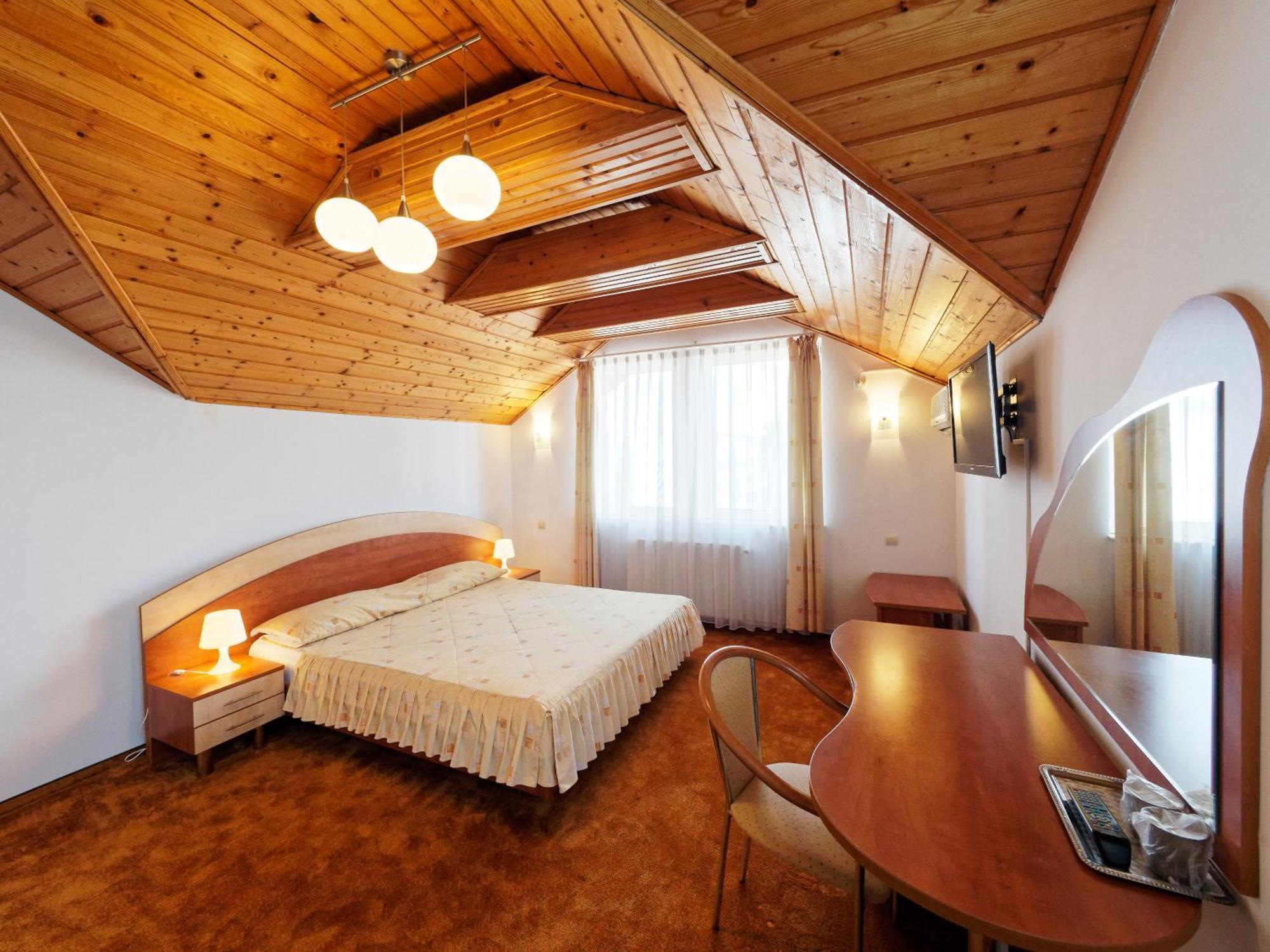 Hotel Oasis Brașov Exterior foto